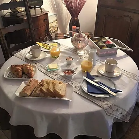 La Ferme Du Preneau Bed & Breakfast 3*