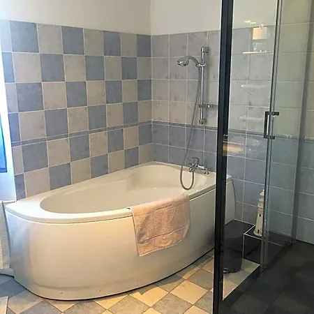 Bed & Breakfast La Ferme Du Preneau 3*