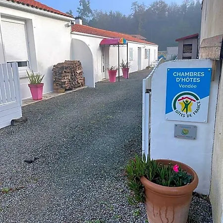 La Ferme Du Preneau 3*